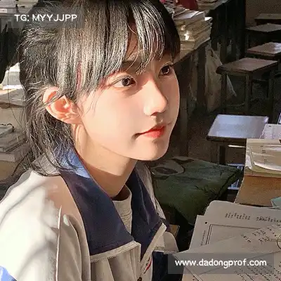 华菁俭